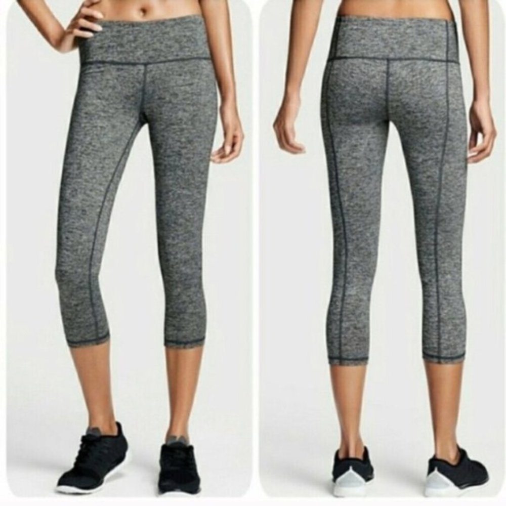 VICTORIA'S SECRET SPORT Knockout By Victoria Gray Cropped Leggings